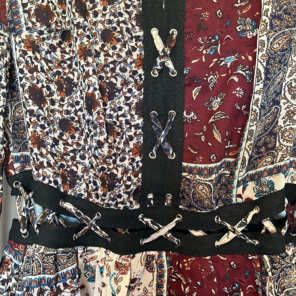 Maroon/Patterned Flowing Dress - Picture 3 of 6